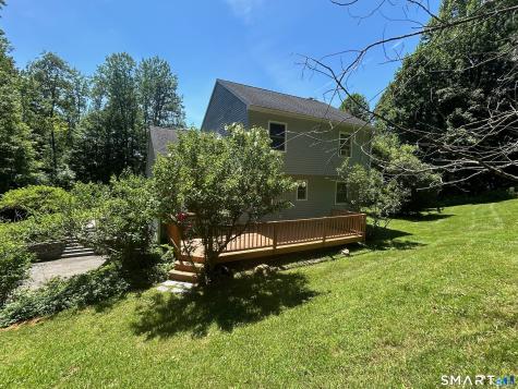 8 Brookview Lane New Milford CT 06776