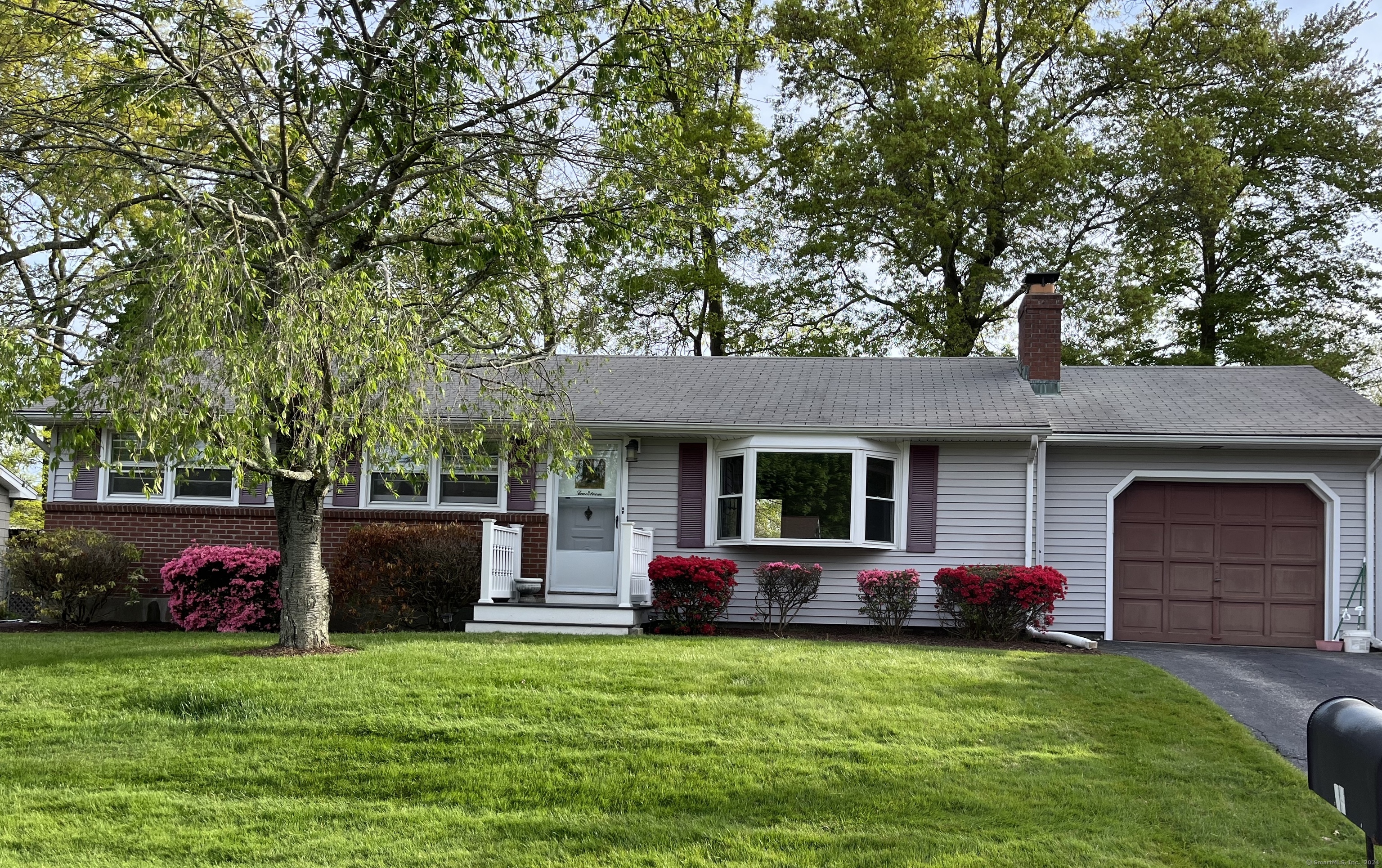 14 Cherrywood Drive Milford CT 06461