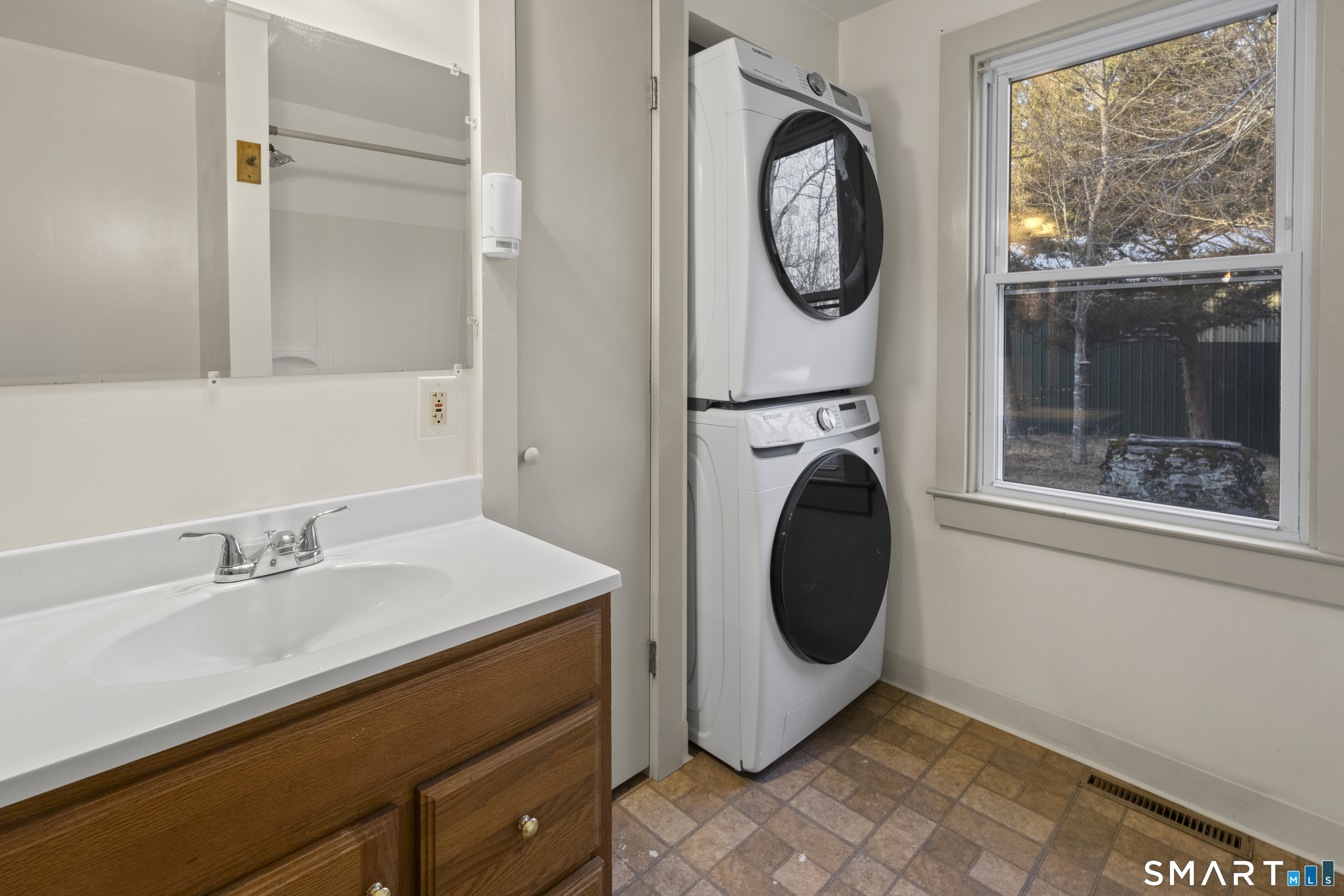 140 Ragged Hill Road Pomfret CT 06259