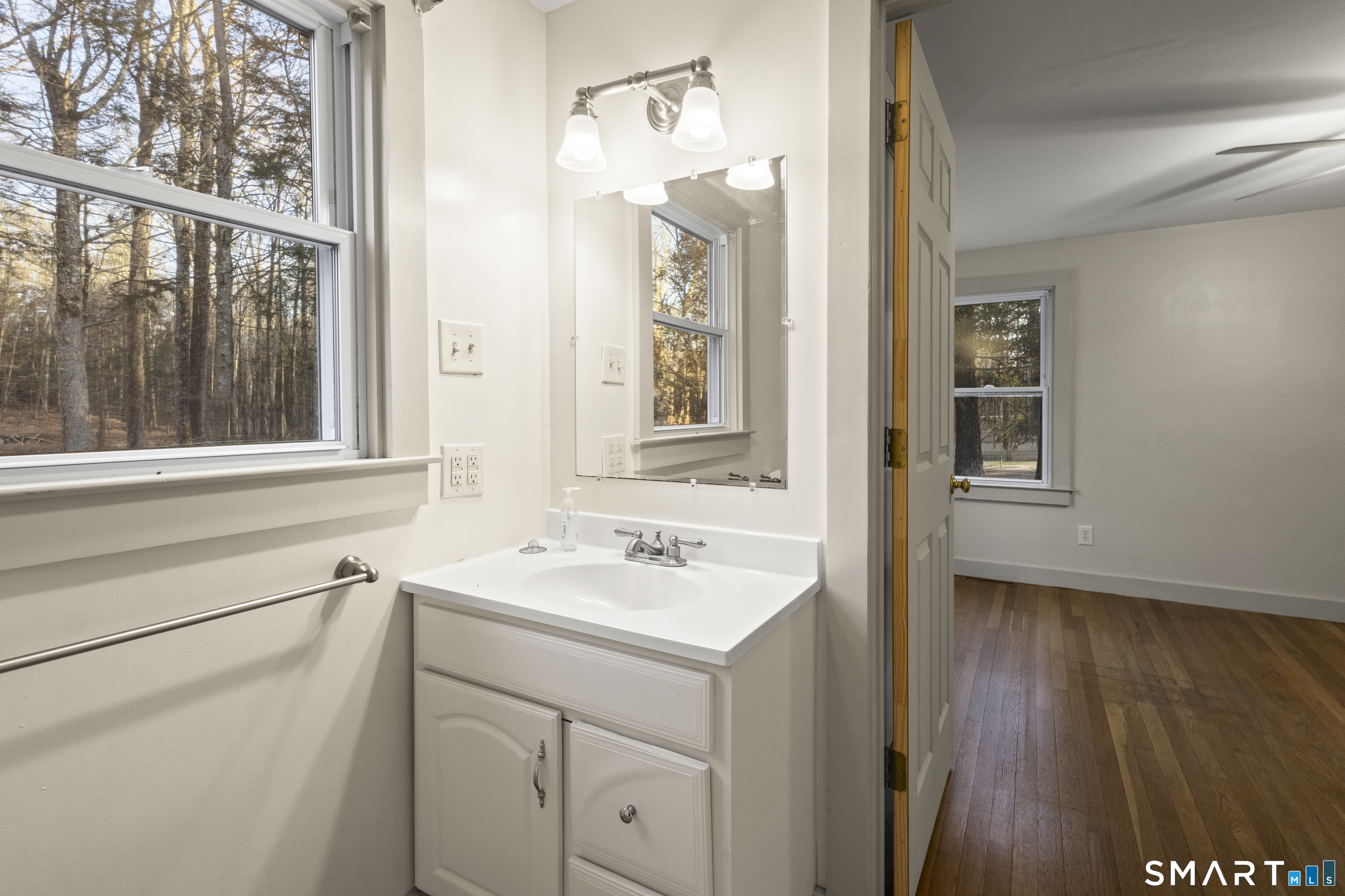 140 Ragged Hill Road Pomfret CT 06259