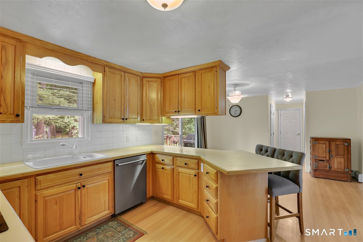8 Cheryl Avenue Killingly CT 06241