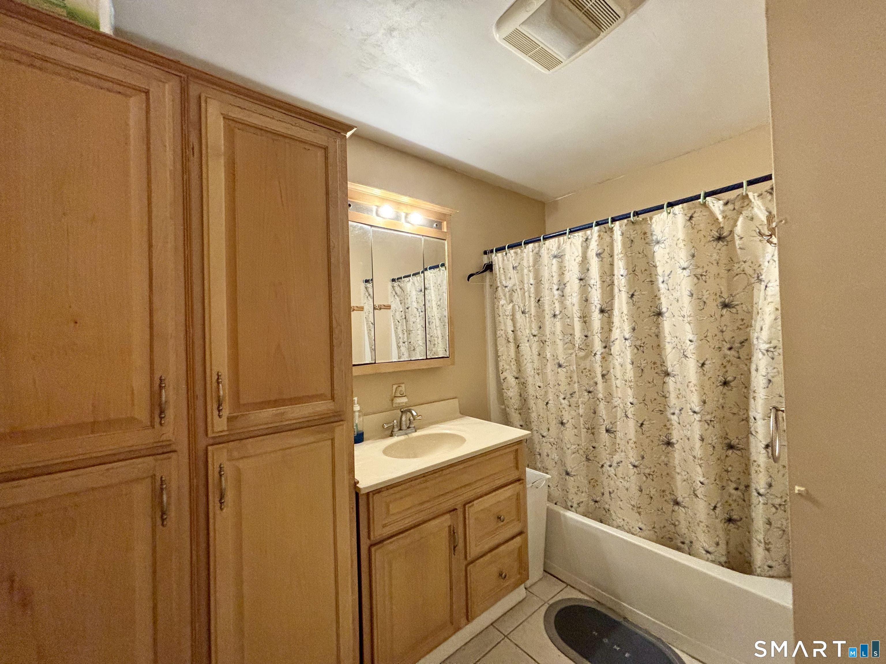 32 Pollys Lane Montville CT 06382