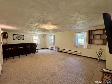 32 Pollys Lane Montville CT 06382