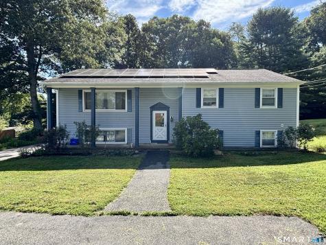 32 Pollys Lane Montville CT 06382