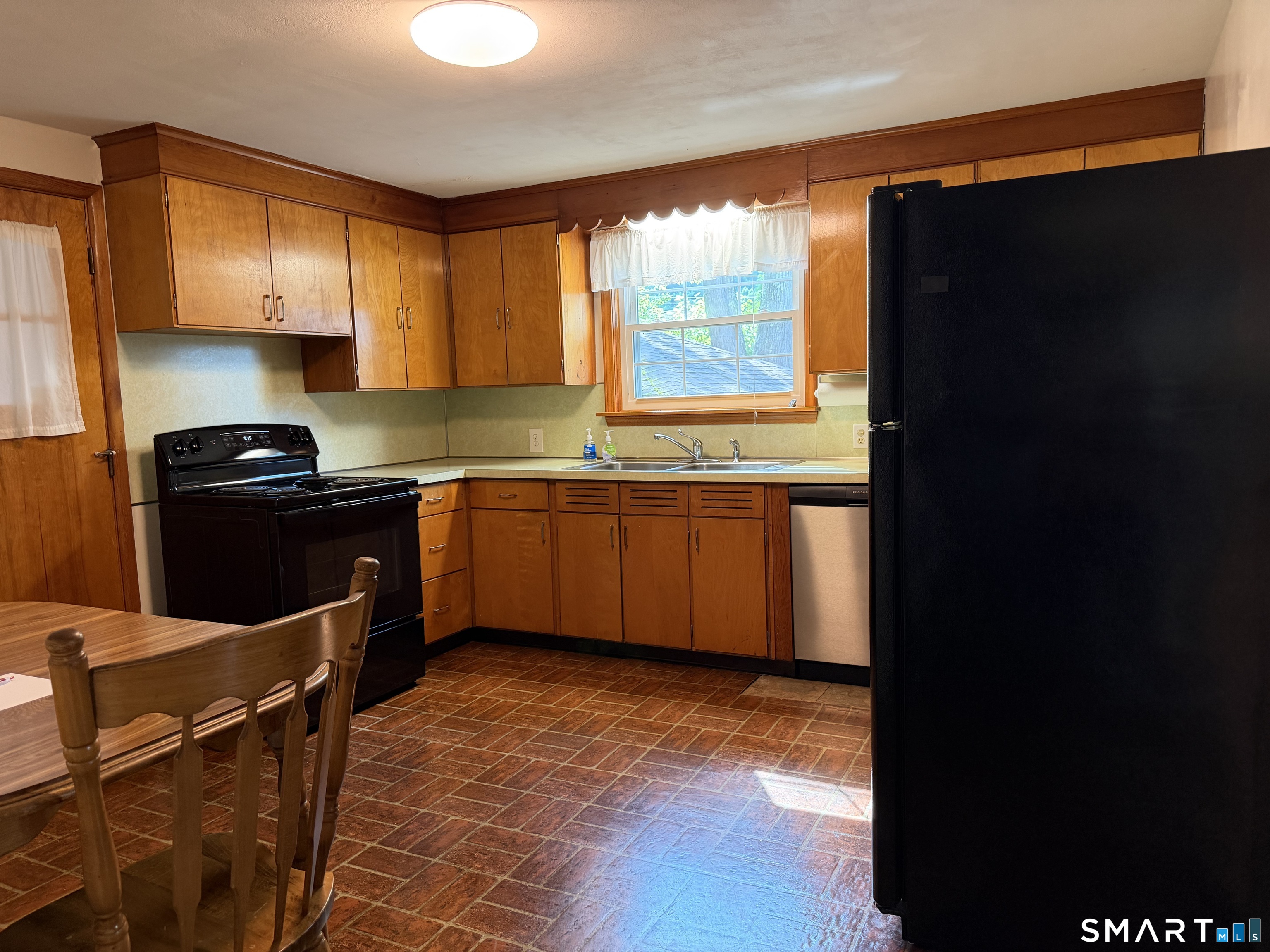 25 West Chapel Street Torrington CT 06790