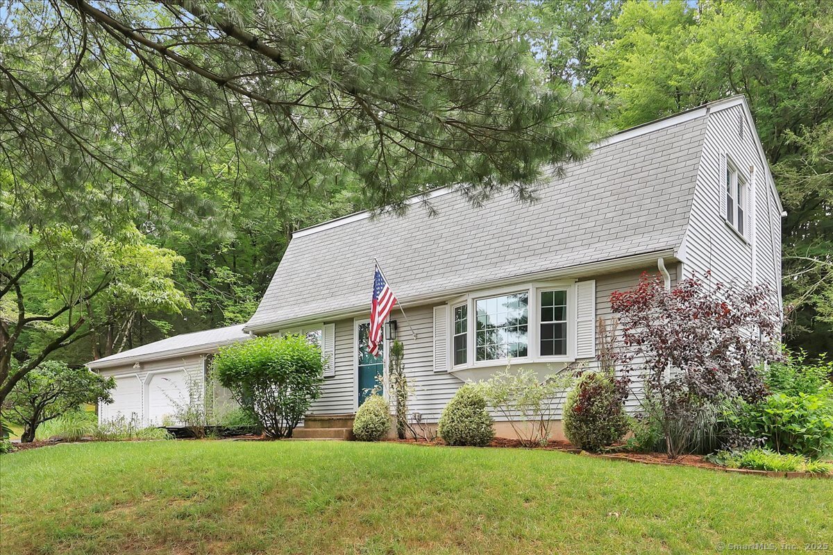 293 Grissom Road Manchester CT 06042