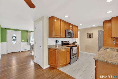 51 Roosevelt Boulevard Enfield CT 06082