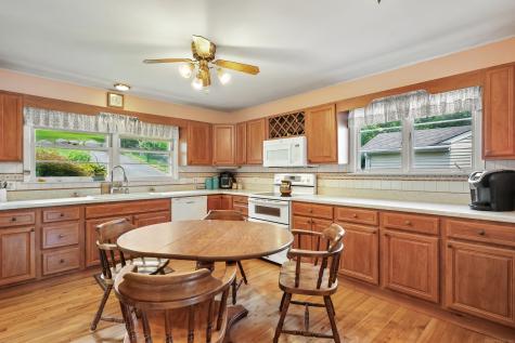 44 North Lake Shore Drive Brookfield CT 06804