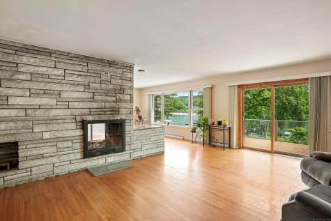 44 North Lake Shore Drive Brookfield CT 06804