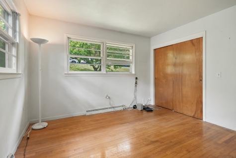 44 North Lake Shore Drive Brookfield CT 06804