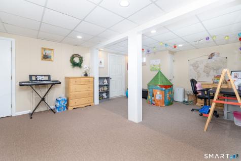 993 Cloverdale Circle Wethersfield CT 06109