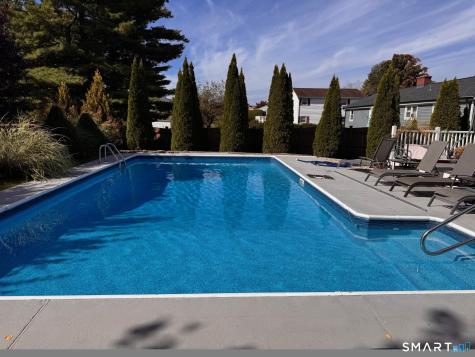 993 Cloverdale Circle Wethersfield CT 06109
