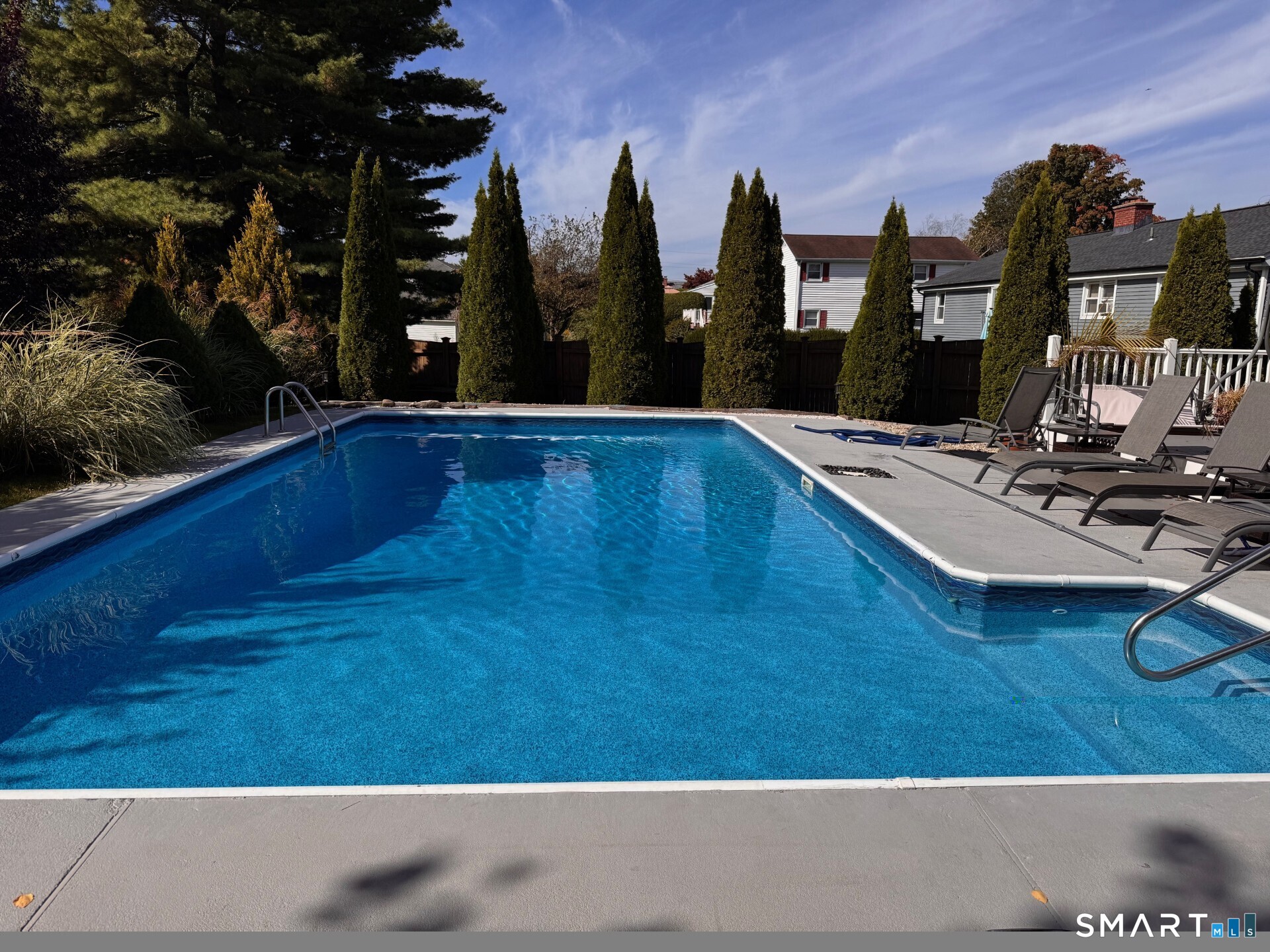 993 Cloverdale Circle Wethersfield CT 06109
