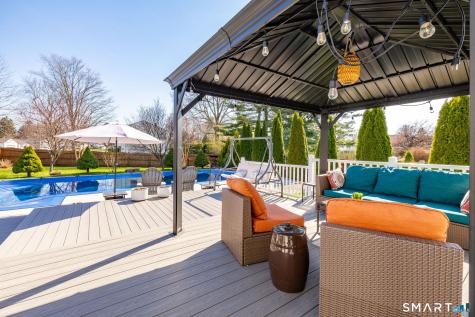 993 Cloverdale Circle Wethersfield CT 06109