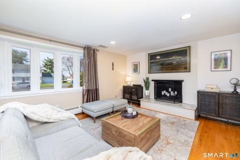 993 Cloverdale Circle Wethersfield CT 06109