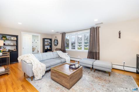 993 Cloverdale Circle Wethersfield CT 06109