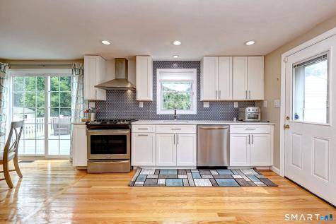 13 Parkview Road Wallingford CT 06492