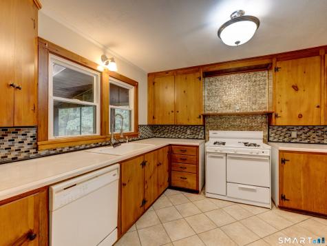 326 West Street Morris CT 06763