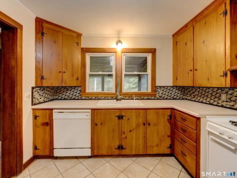 326 West Street Morris CT 06763