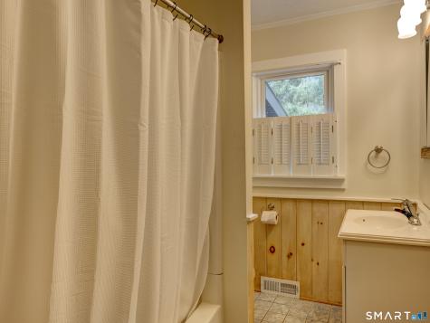 326 West Street Morris CT 06763