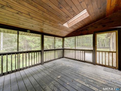326 West Street Morris CT 06763