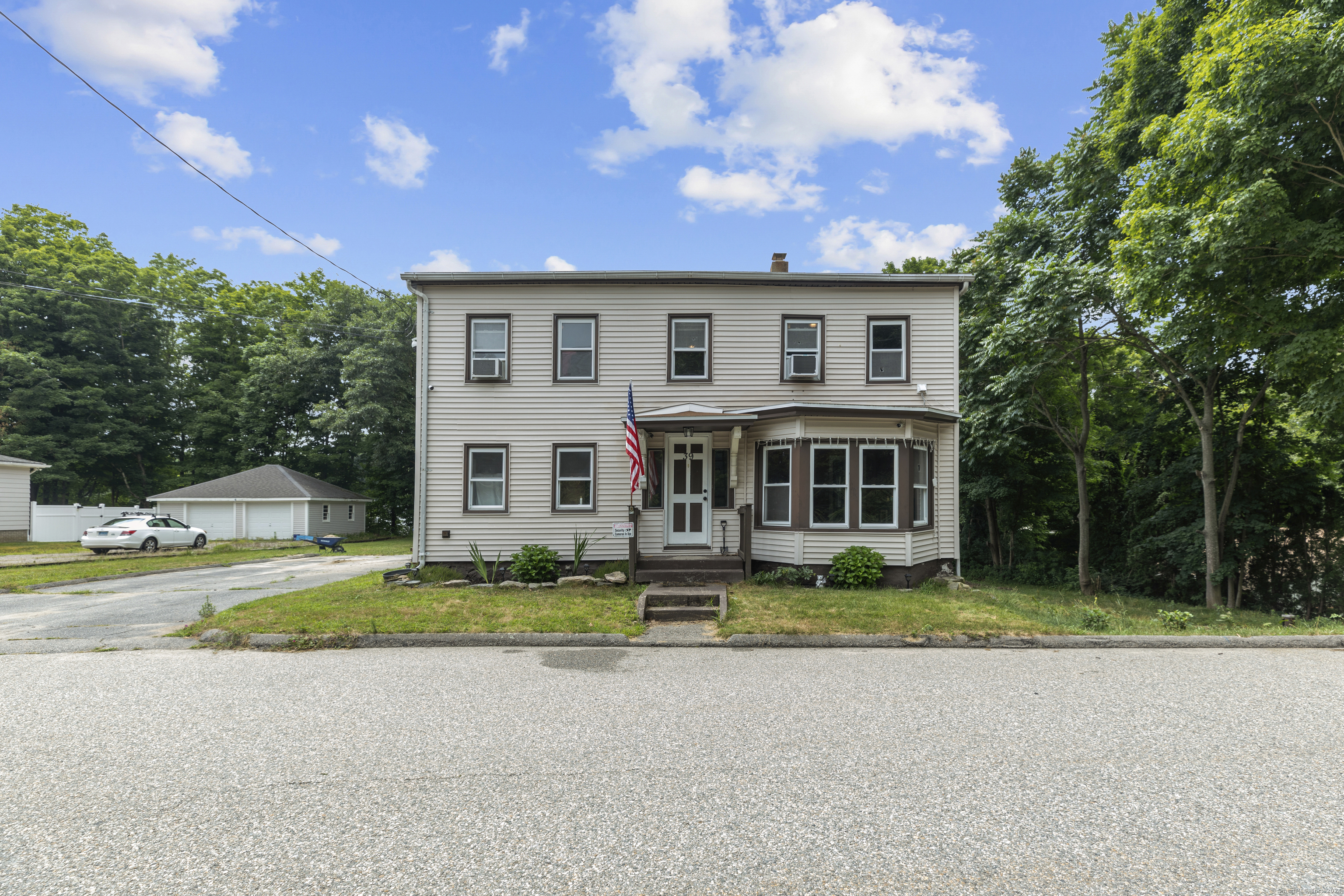 39 Railroad Avenue Killingly CT 06241