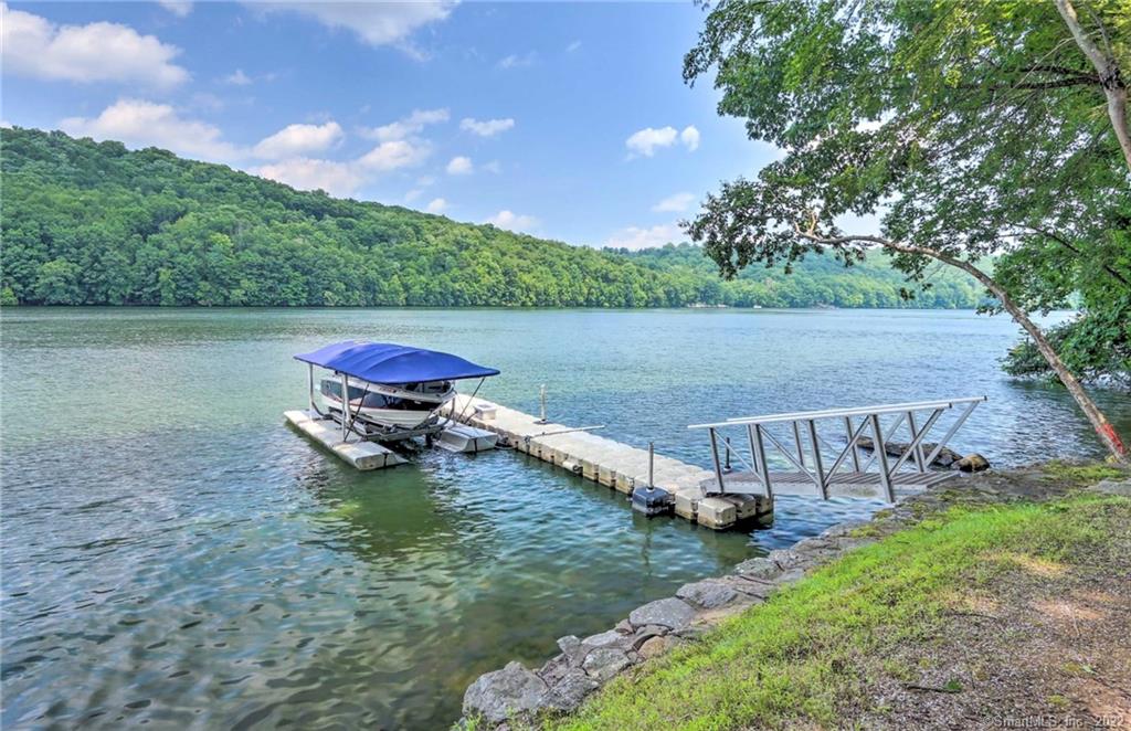 62 Riverford Road Brookfield CT 06804