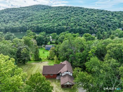 158 Route 39 South Road Sherman CT 06784