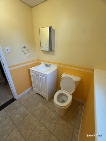 136 Oxford Road Milford CT 06460