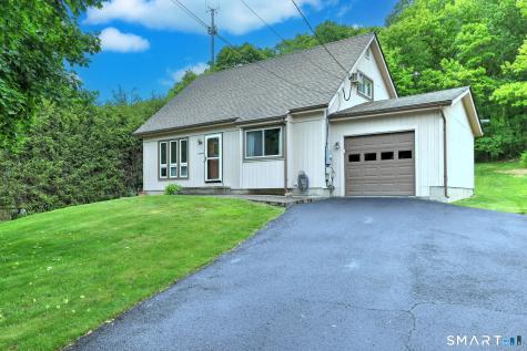4 Windsor Place Naugatuck CT 06770