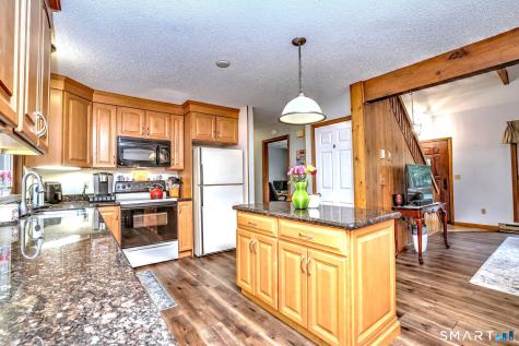 4 Windsor Place Naugatuck CT 06770