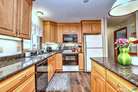 4 Windsor Place Naugatuck CT 06770