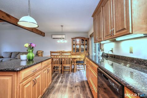 4 Windsor Place Naugatuck CT 06770