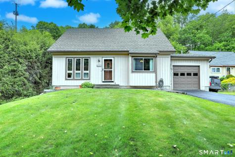 4 Windsor Place Naugatuck CT 06770