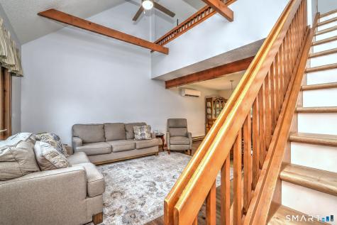 4 Windsor Place Naugatuck CT 06770