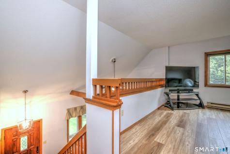4 Windsor Place Naugatuck CT 06770