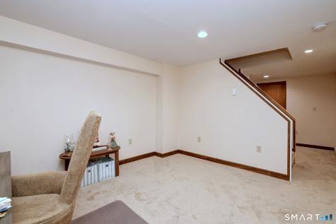 4 Windsor Place Naugatuck CT 06770