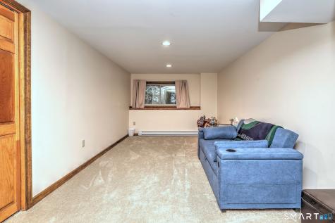 4 Windsor Place Naugatuck CT 06770