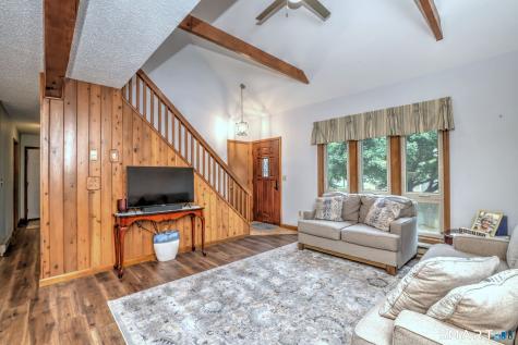 4 Windsor Place Naugatuck CT 06770
