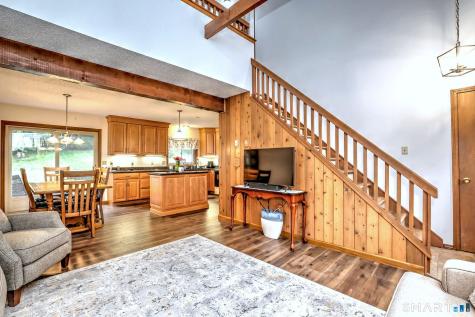 4 Windsor Place Naugatuck CT 06770