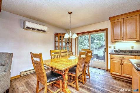 4 Windsor Place Naugatuck CT 06770