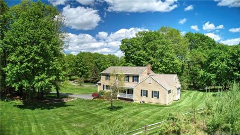 1 Pine Tree Hill Road Newtown CT 06470
