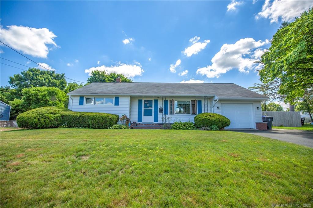 16 Holiday Lane Enfield CT 06082