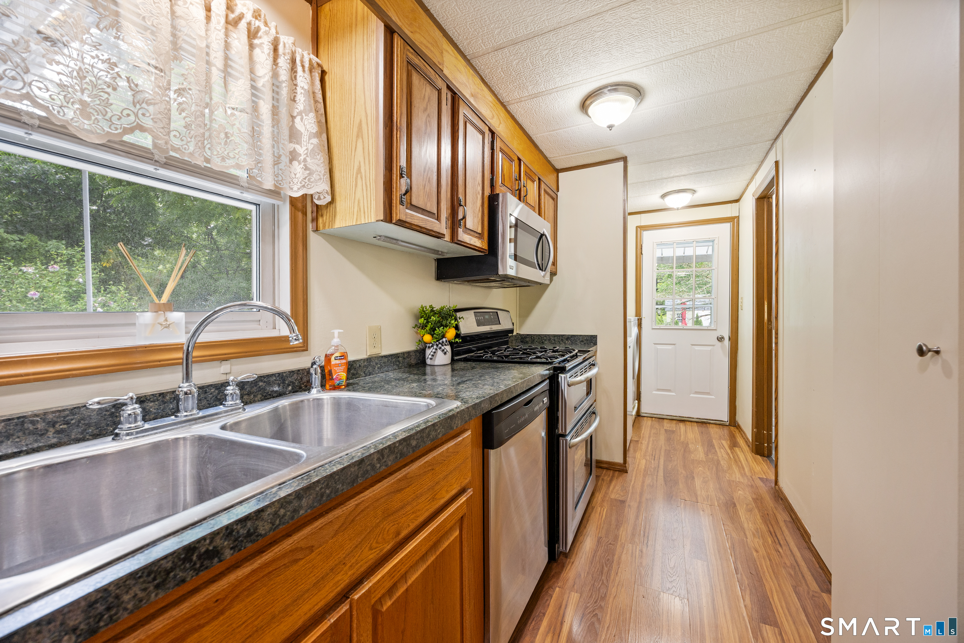 8 Redstone Street Southington CT 06489