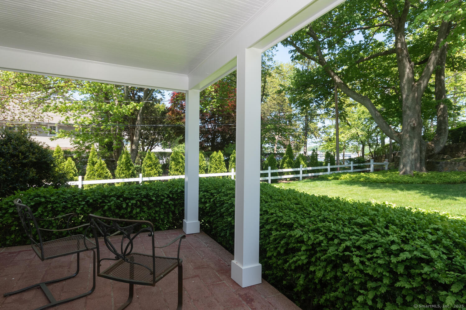 128 Five Mile River Road Darien CT 06820