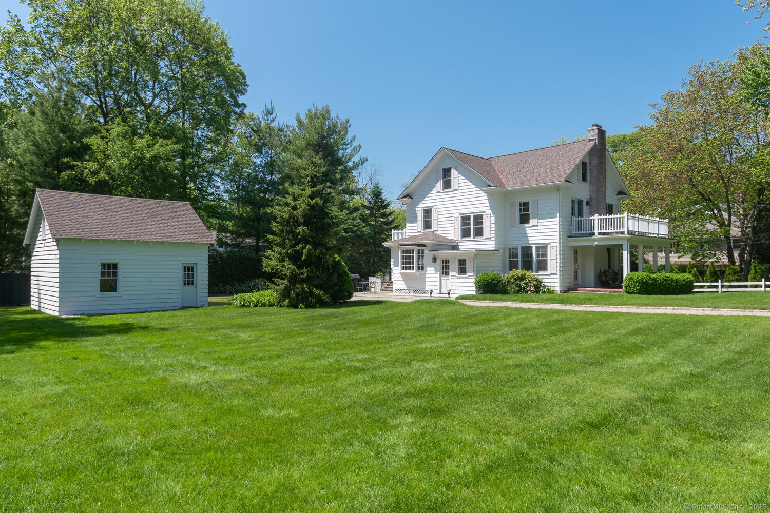 128 Five Mile River Road Darien CT 06820