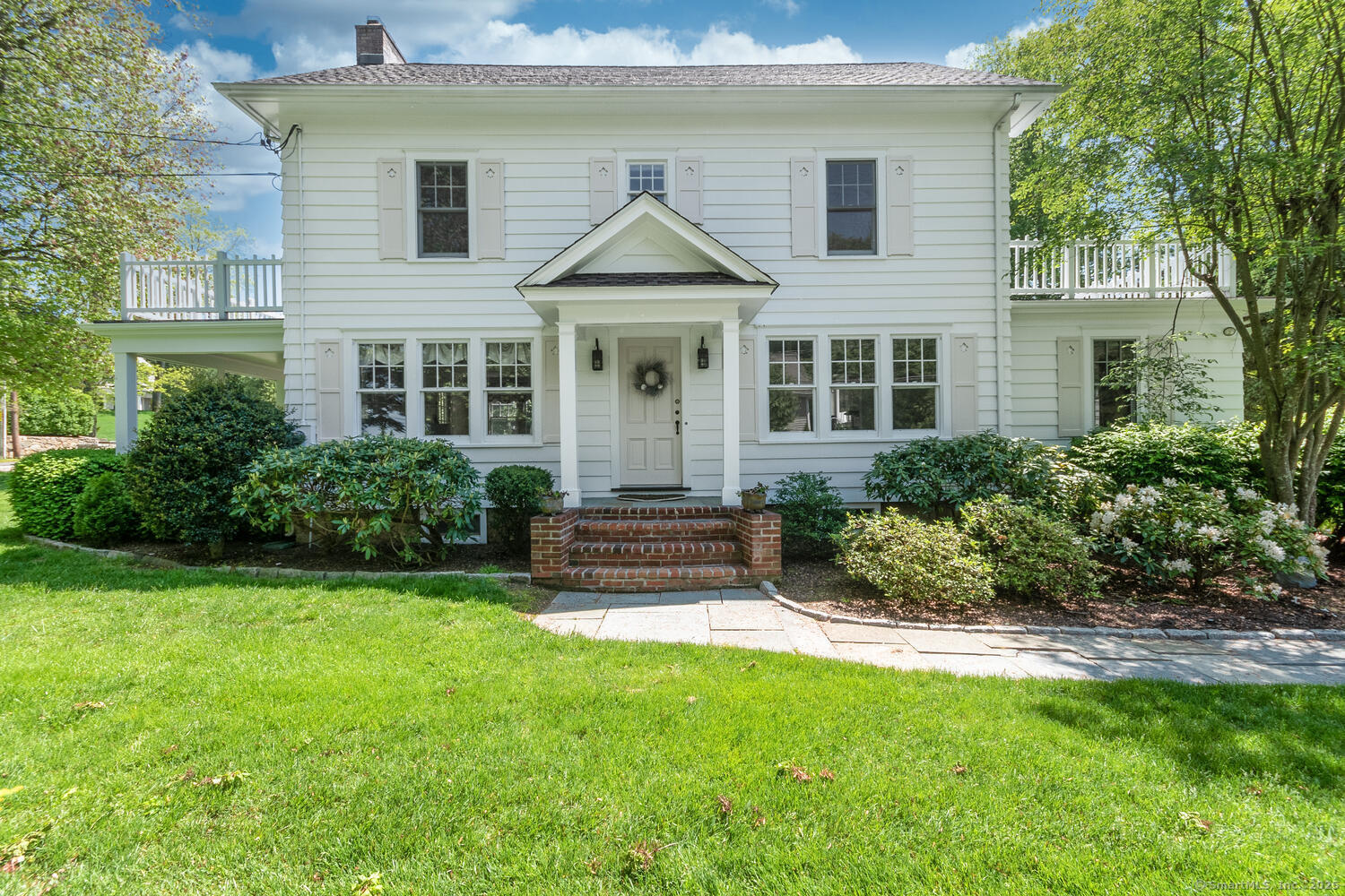 128 Five Mile River Road Darien CT 06820