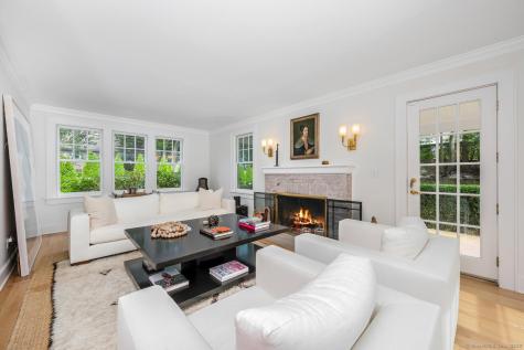 128 Five Mile River Road Darien CT 06820