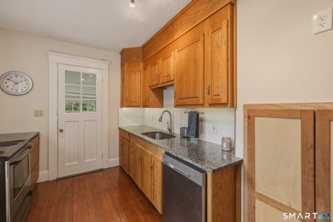 46 Old Mill Lane West Hartford CT 06107