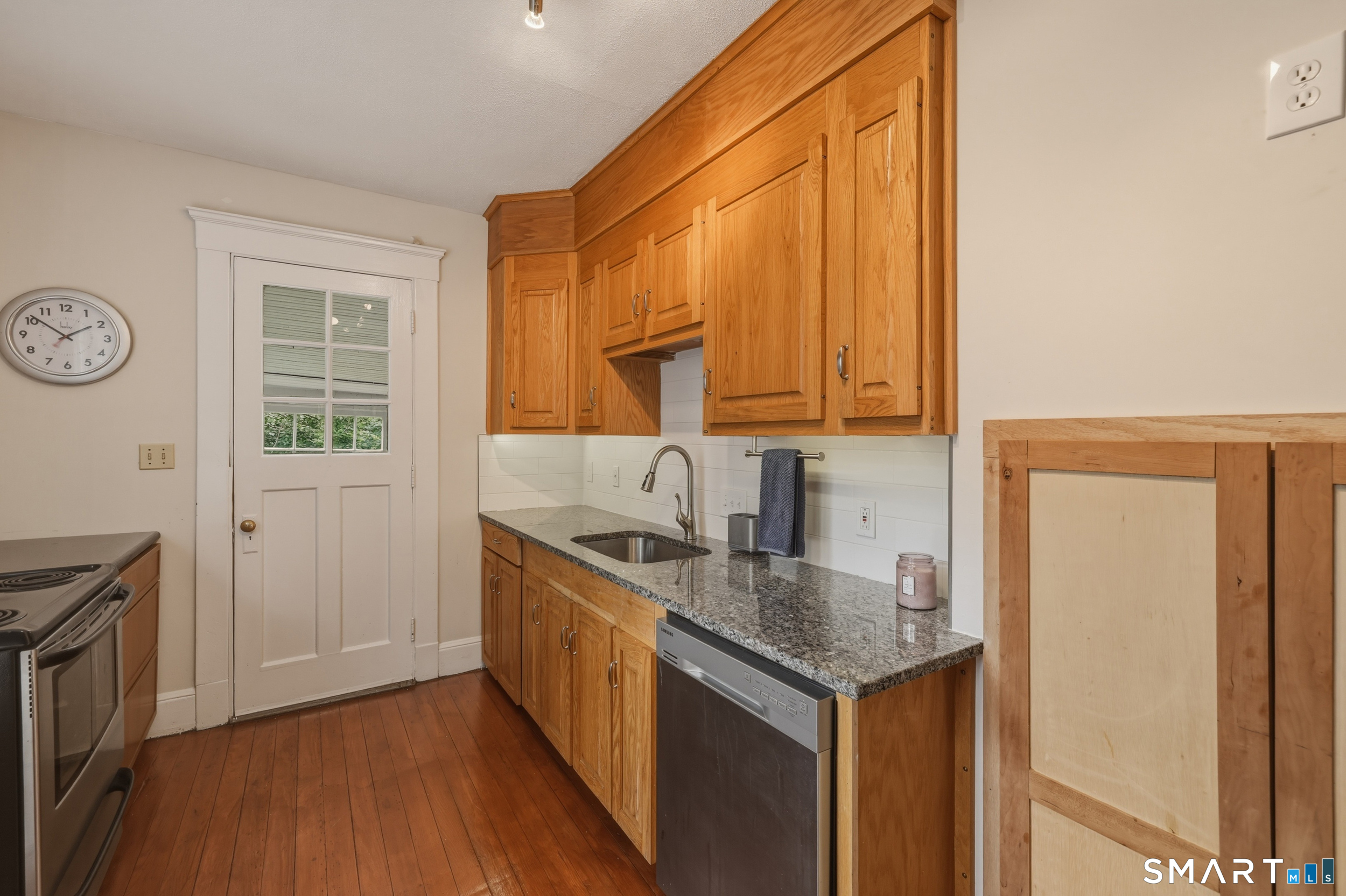 46 Old Mill Lane West Hartford CT 06107